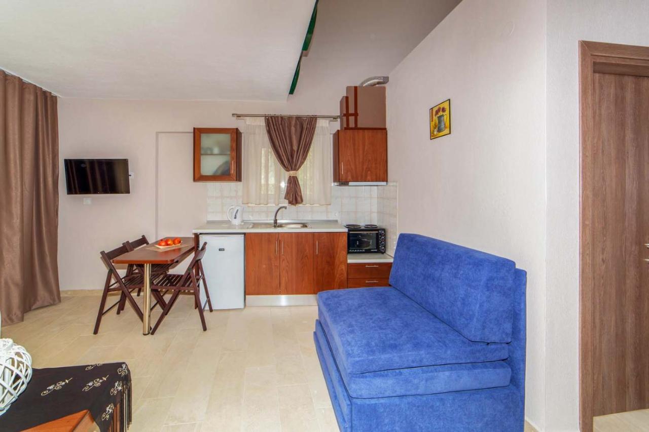 Erosaria Suites Nikiti (Sithonia) Exterior photo